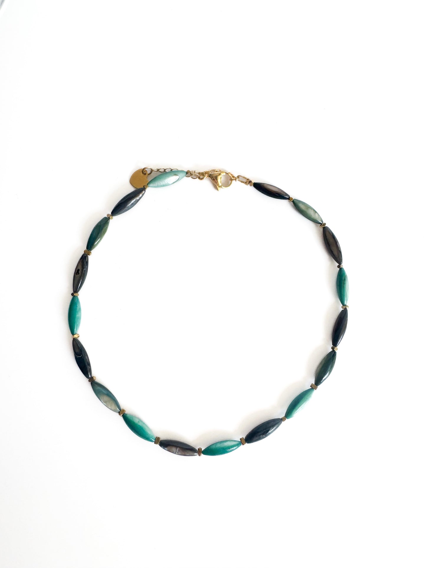 Collier Naya